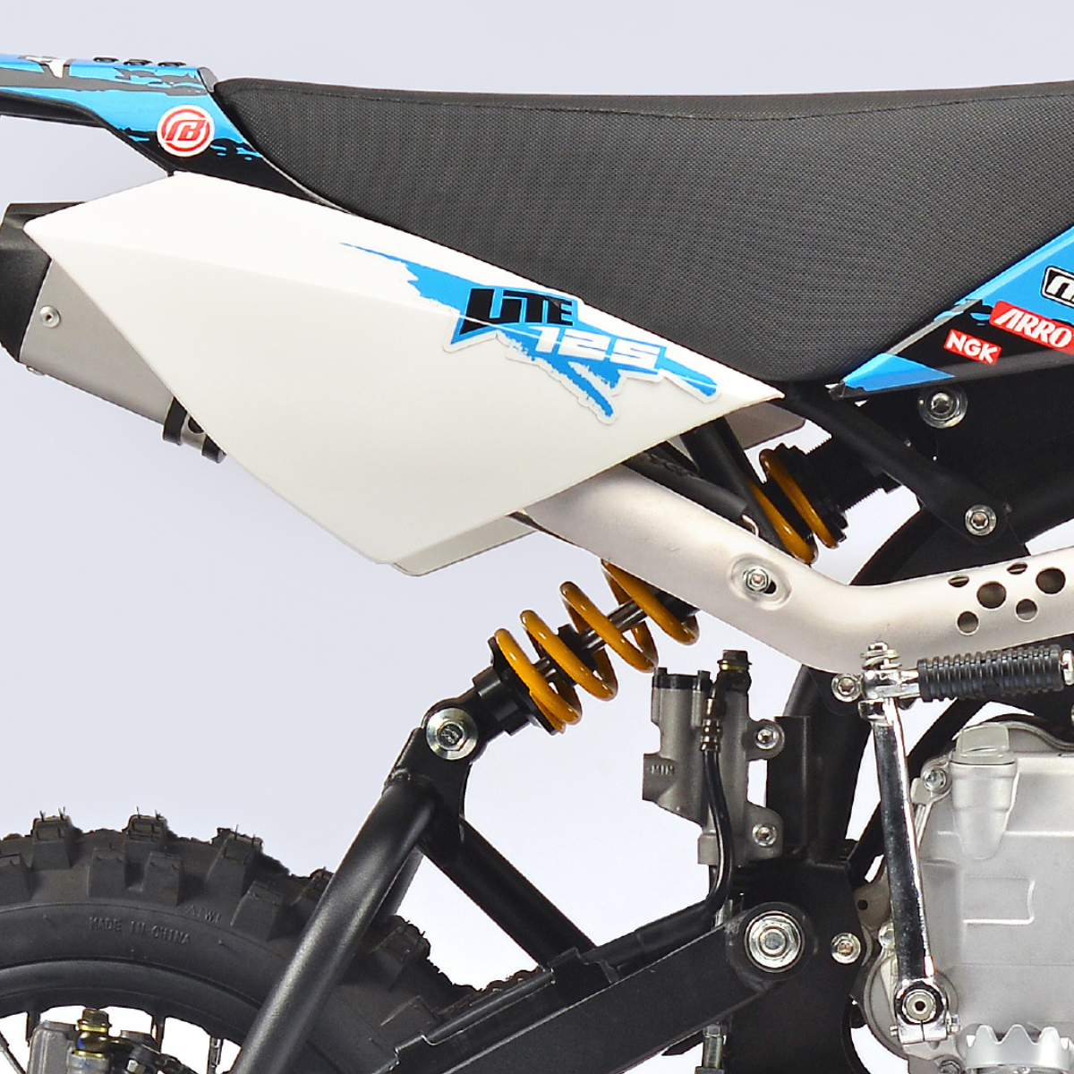 24 - LITE F125 - Shock